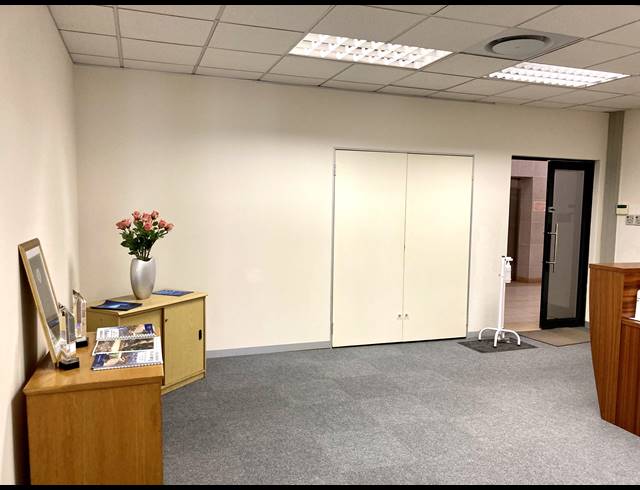 197M² OFFICE FOR SALE IN UMHLANGA RIDGE